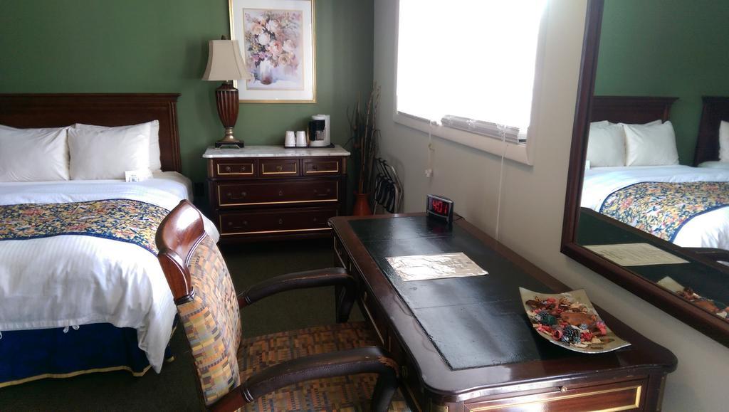 The Cadillac Motel Saint Albans Room photo